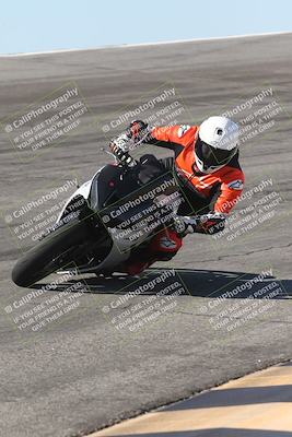 media/Oct-13-2025-Moto Forza (Mon) [[a66d839500]]/4-C Group/Session 2 (Bowl)/